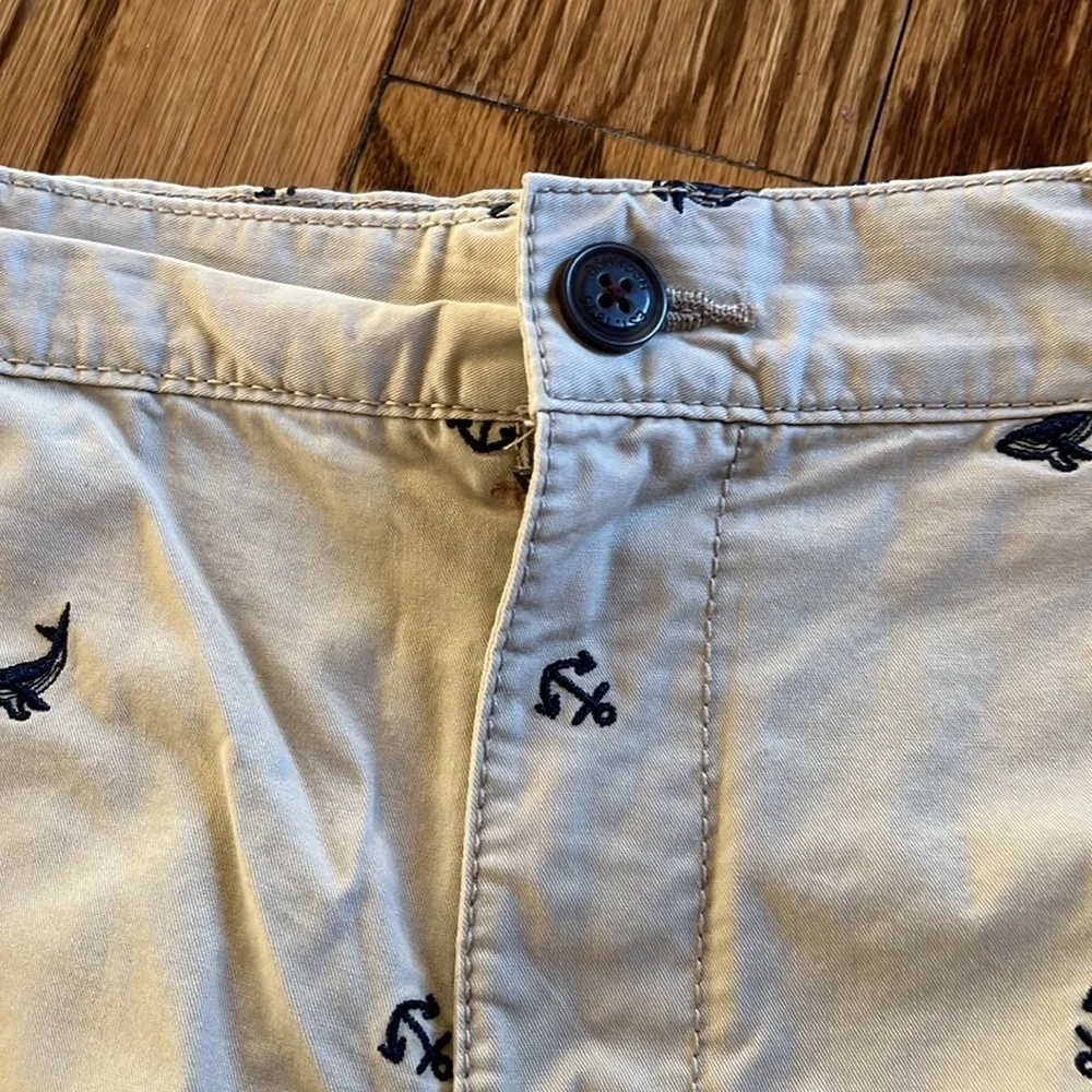 OshKosh Boys khaki Flat Front Embroidered shorts with whales and anchors size 12
